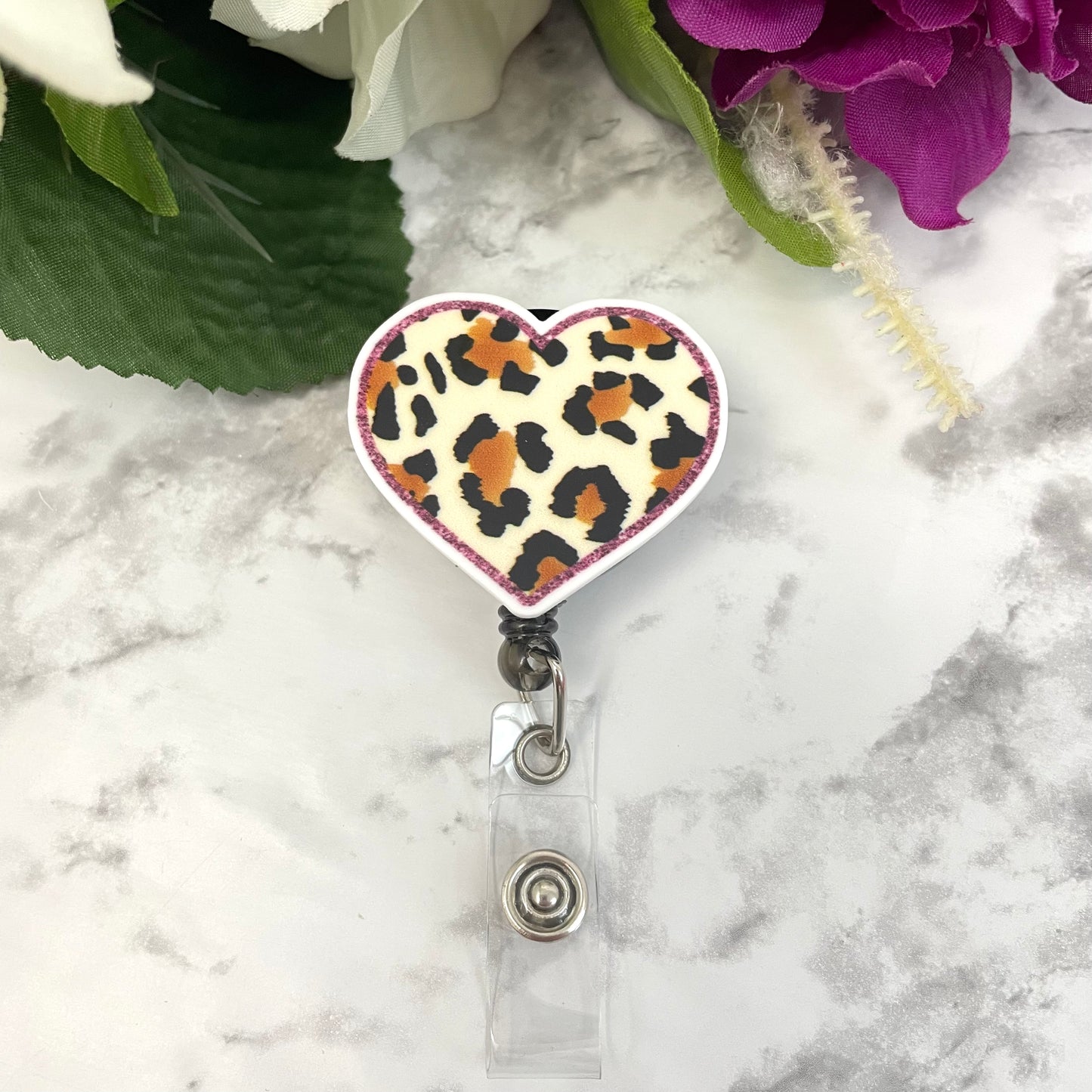 Leopard Heart Planar Resin Flatback