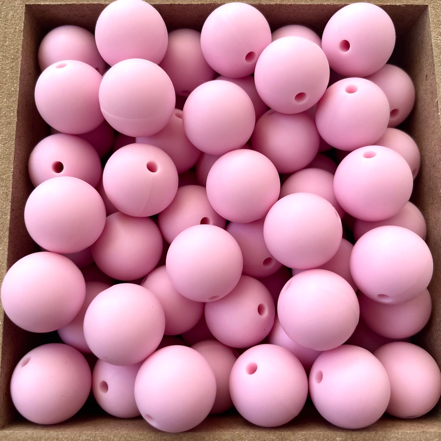 15mm Round Silicone Beads - Quartz Pink