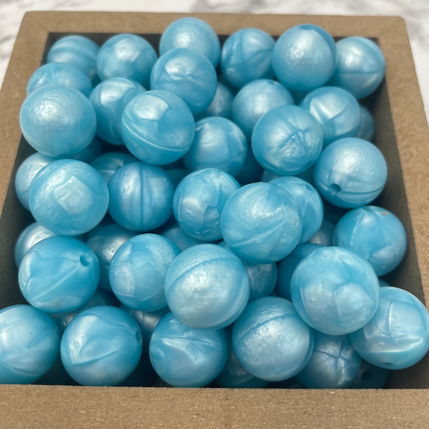 15mm Round Silicone Beads - Arctic Blue Pearl