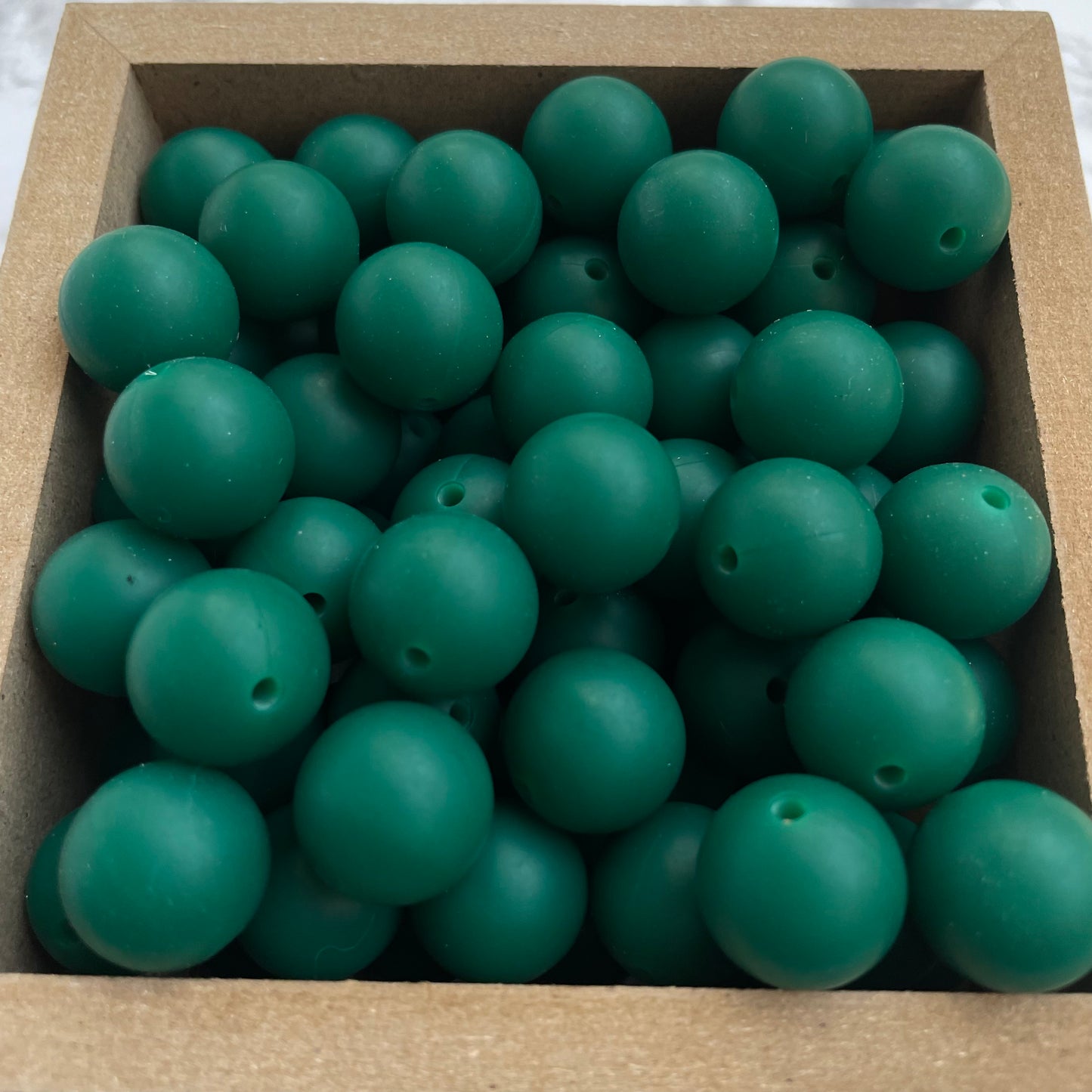 15mm Round Silicone Beads - Atrovirens